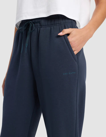 Women's Cityscape 2.0 Crewneck & Wide Leg Pant Set