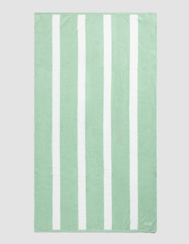 Classic Stripe Resort Towel Bundle
