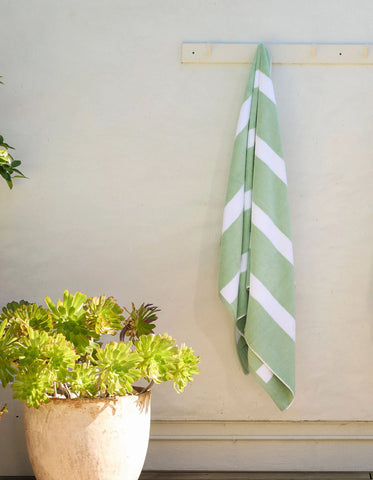 Classic Stripe Resort Towel Bundle